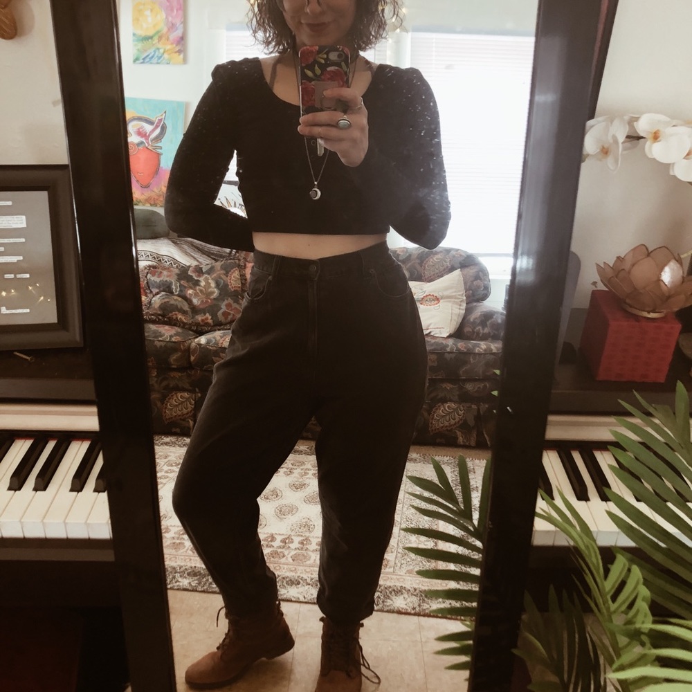 Black American Eagle Mom Jeans